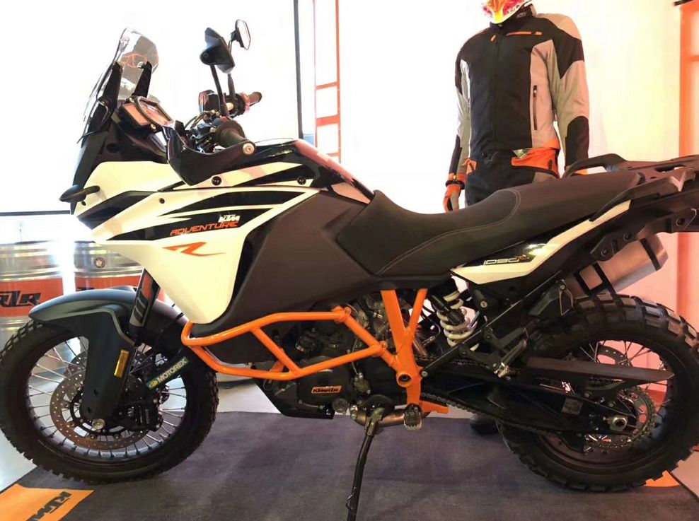 KTM 1090 ADV最新动态，科技与冒险的极致融合